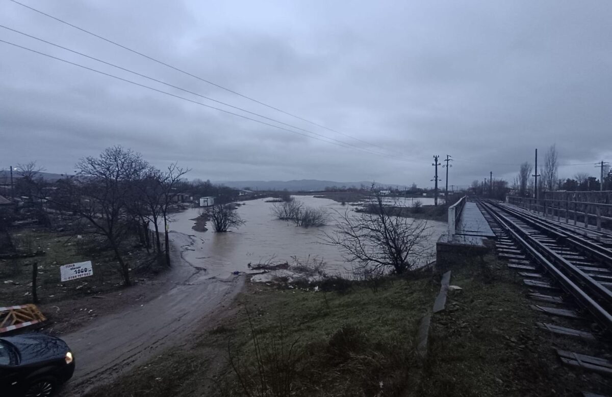 Google urmărește viiturile cu ajutorul unui nou instrument de inteligență artificială