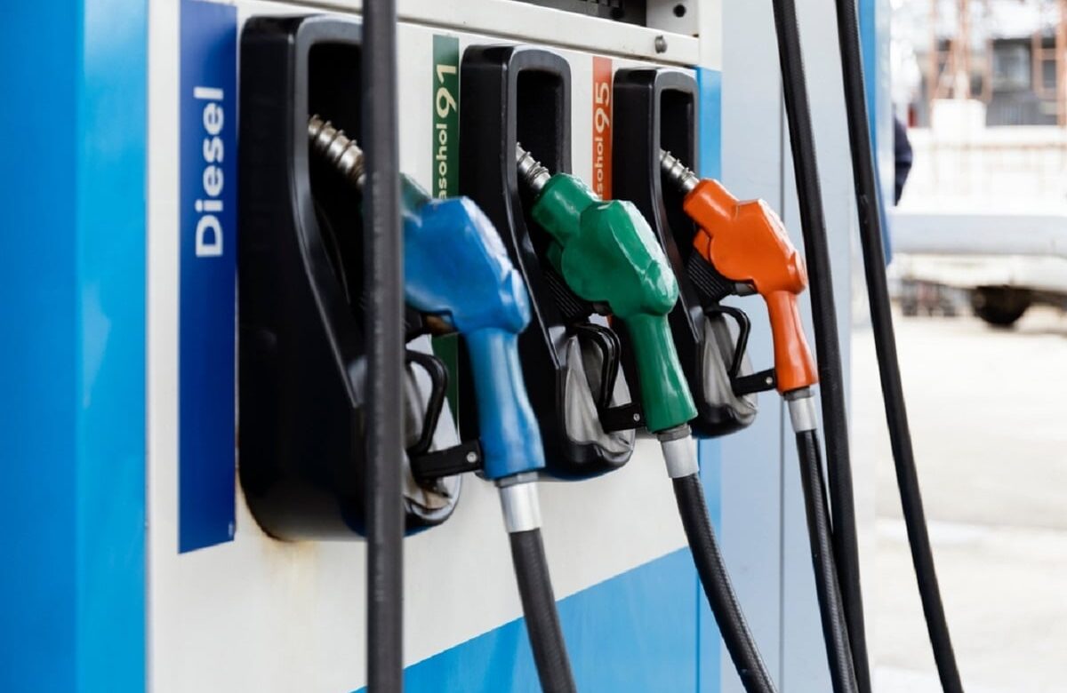 Cum se obțin benzina, motorina și kerosenul din țiței. Ce alte produse rezultă din procesul de rafinare