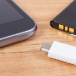 Europa introduce o nouă regulă în 2027 care va schimba complet telefoanele mobile