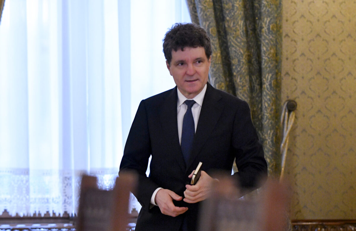 Momentul T-Zero pentru un nou guvern. Nicușor Dan discută astăzi cu partidele parlamentare pentru desemnarea candidatului de premier. Cine merge la consultări și la ce ore