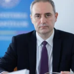 Instabilitatea politică împinge leul la minim istoric • Newsweek România