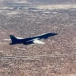 Un bombardier B-1B a apărut cu o rachetă hipersonică de 18.000.000$. Bomba are de 20 de ori viteza sunetului • Newsweek România