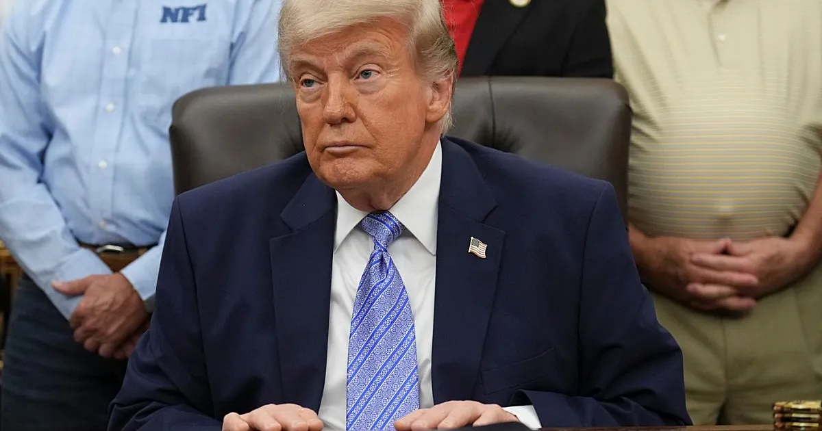 Donald Trump amână semnarea unui decret major privind inteligenţa artificială. Nu îi place textul • Newsweek România