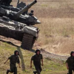 VIDEO Putin ia bătaie. Ucraina preia inițiativa pe câmpul de luptă și atacă adânc în Rusia • Newsweek România