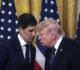 Kevin Warsh a depus jurământul, ca nou şef al Rezervei Federale, după luni de presiuni ale lui Donald Trump • Newsweek România