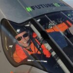 Avionul care a făcut înconjurul lumii fără combustibil a căzut în mare