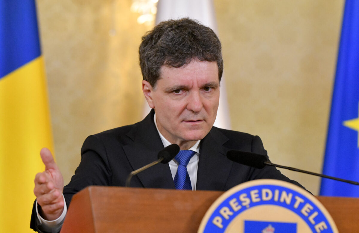 Nicușor Dan a atacat la CCR Legea privind protecția drepturilor copilului, adoptată după crima din Timiș. Ce măsuri contestă președintele