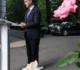Ce conține programul de guvernare al lui Tomac? Reforma administrativă, creșteri de pensii, eliminarea cASS • Newsweek România