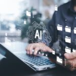 Avertismentul făcut de fostul șef al Google, Eric Schmidt, despre epoca programatorilor