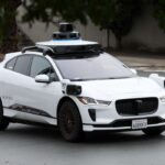 „Am crezut că murim înăuntru!”. O mașină autonomă Waymo a luat-o razna pe autostradă, iar compensația oferită de Google e ridicolă