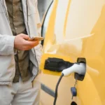 Bateria cu garanție 10 ani sau 1 MILION km. Cine a inventat-o? • Newsweek România