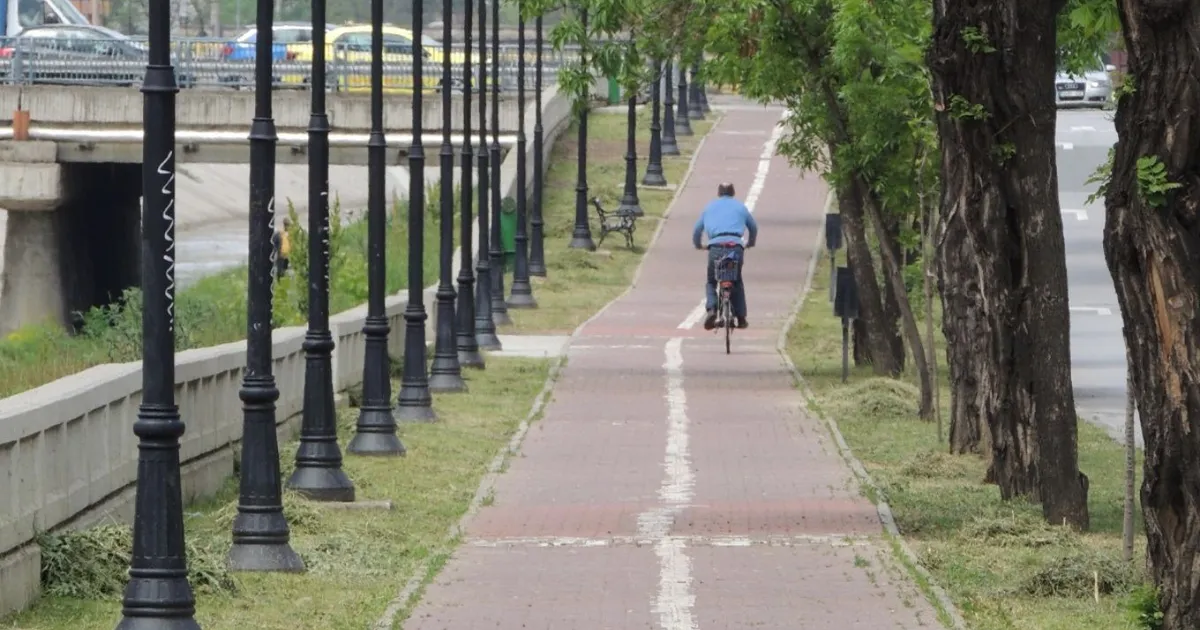 Iașul fără piste de biciclete. Cele existente nu îndeplineau condițiile, altele nu se construiesc • Newsweek România