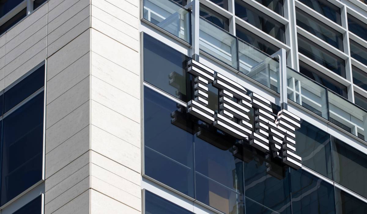 Panică la vârful industriei IT. Avertismentul neșteptat care a șters miliarde de dolari din valoarea IBM în câteva minute