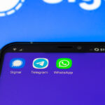 Conturile de WhatsApp, Signal și Telegram, atacate de hackerii ruși. Avertismentul FBI și DNSC