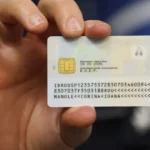 Prima carte electronică de identitate este eliberată gratuit din fonduri PNRR • Newsweek România