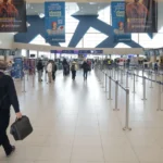 Aeroporturile din București vor fi dotate cu sisteme pentru detectarea și neutralizarea dronelor • Newsweek România