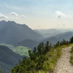 țara care pregătește rezervări obligatorii pentru turiștii care aleg traseul montan • Newsweek România
