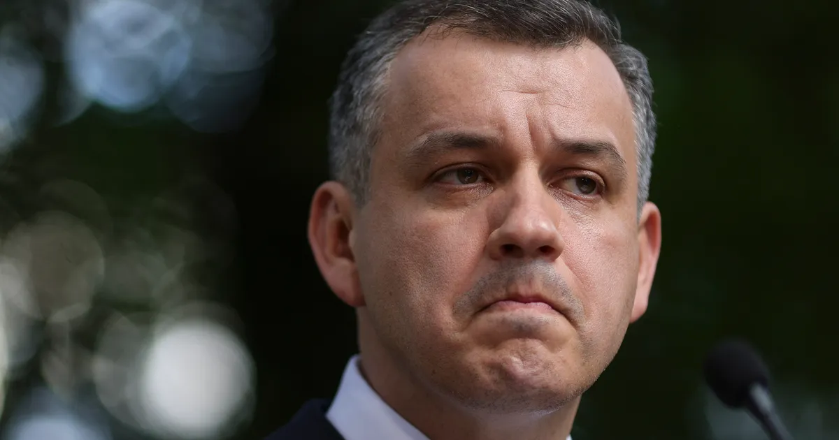 „Președintele este pregătit să desemneze mâine un candidat care are majoritate • Newsweek România