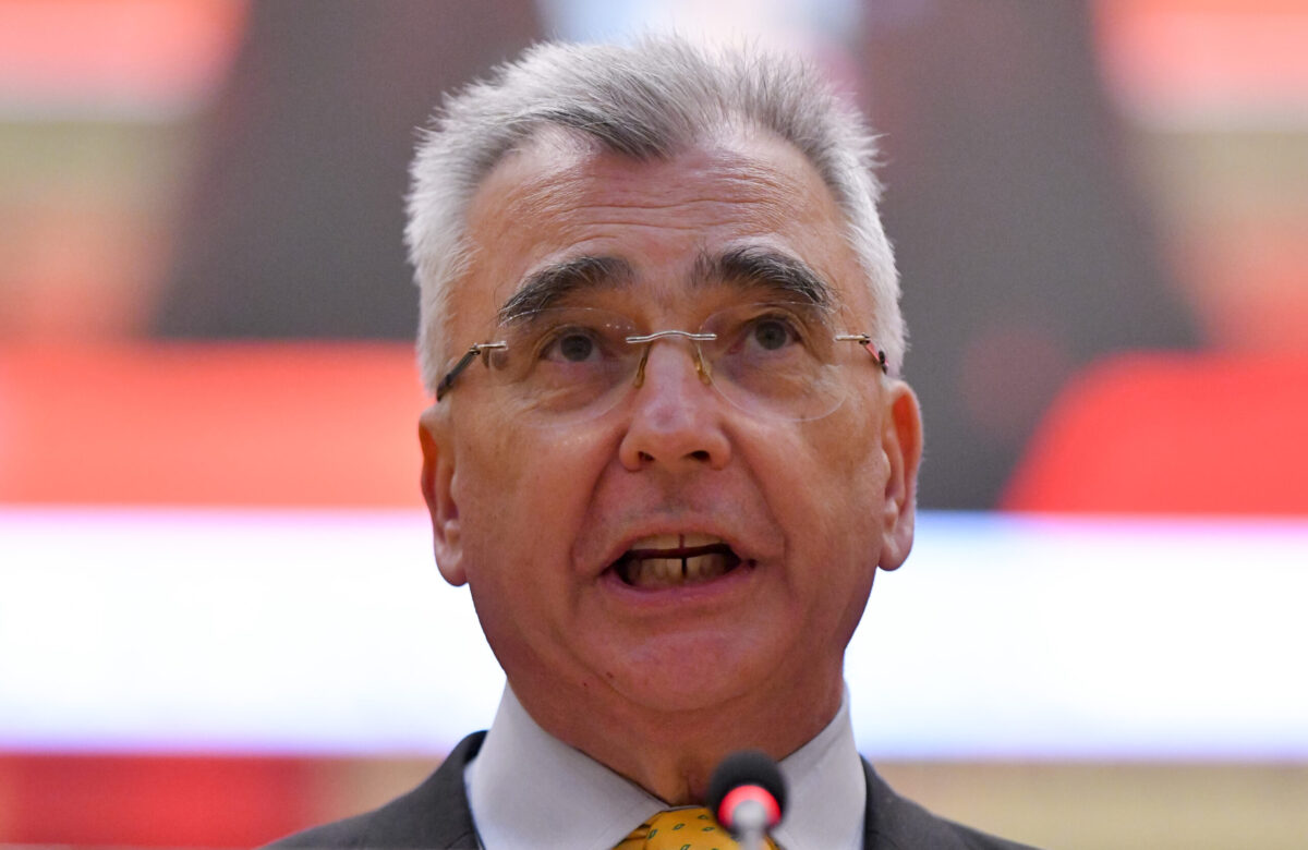Curtea Constituțională se dovedește a fi doar un biet instrument politic
