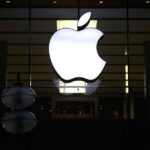 prețul a scăzut la jumătate și a fost lansată alături de Mac mini cu M6