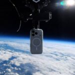 Au ridicat un iPhone la peste 30.000 de metri și l-au lăsat să cadă. Ce au găsit după cinci ore de căutări