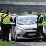 Șofer român, oprit la intrarea în Germania, a rămas fără mașina înmatriculată în Franța. Ce au descoperit polițiștii