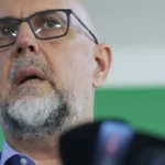 „Trebuie referendum” • Newsweek România