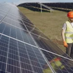 Peste 230.000 de prosumatori din România nu au baterii de stocare. Ce se întâmplă cu energia produsă? • Newsweek România
