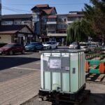 Oraşul în care oamenii se trezesc noaptea ca să facă duş sau ca să spele rufe la maşină. „Problema se va rezolva când voi schimba toată conducta. Sper ca la anul, pe vremea asta, să termin”, spune preşedintele CJ Neamţ