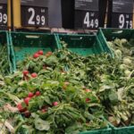 Frații Pavăl vor aduce sute de tone de legume românești din Matca, Galați, în magazinele Carrefour
