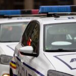 Un bărbat înarmat cu o pușcă și o grenadă de airsoft a amenințat un polițist din Alba și i-a cerut să-l împuște