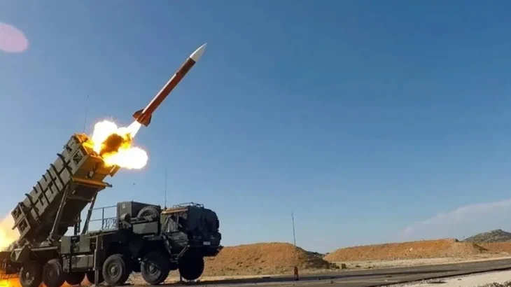 Efect al războiului SUA – Iran: Qatar cumpără un sistem antirachete american Patriot de 4.000.000.000 $ • Newsweek România