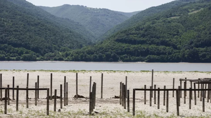 Alertă pe Dunăre. Fluviul a atins un nou minim istoric, situația rămâne critică, până pe 12 august • Newsweek România