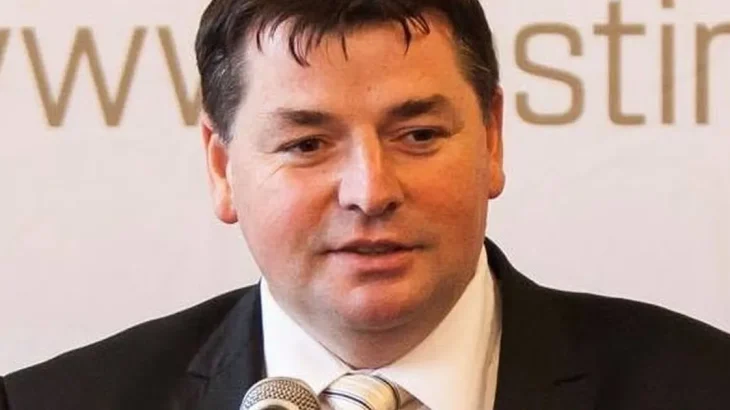 Prefectul Ráduly István a fost trimis în judecată de DNA, pentru o licitație ce ar fi fost trucată • Newsweek România